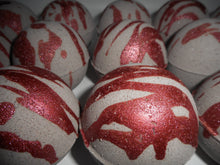 Load image into Gallery viewer, SMOKED VANILLA BATH BOMB - Net Weight 127.5 g 4.5 Oz.