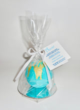 Load image into Gallery viewer, FRENCH PEAR BATH BOMB - Net Weight 127.5 g 4.5 Oz.